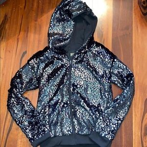 NWT Victoria’s Secret Fuzzy Cheetah Zip Up